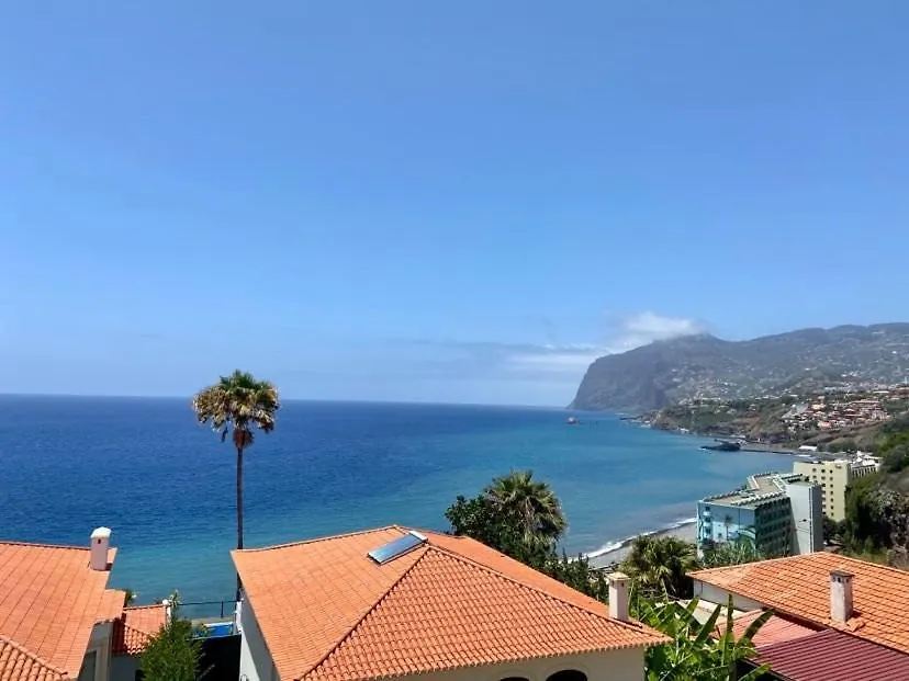 Ocean Cliffs Apartments Sao Martinho