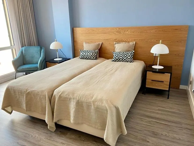 Ocean Cliffs Apartments Sao Martinho Portugal