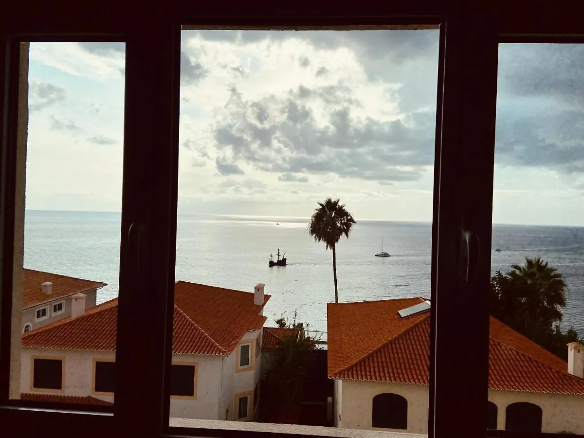Ocean Cliffs Apartments Sao Martinho Portugal