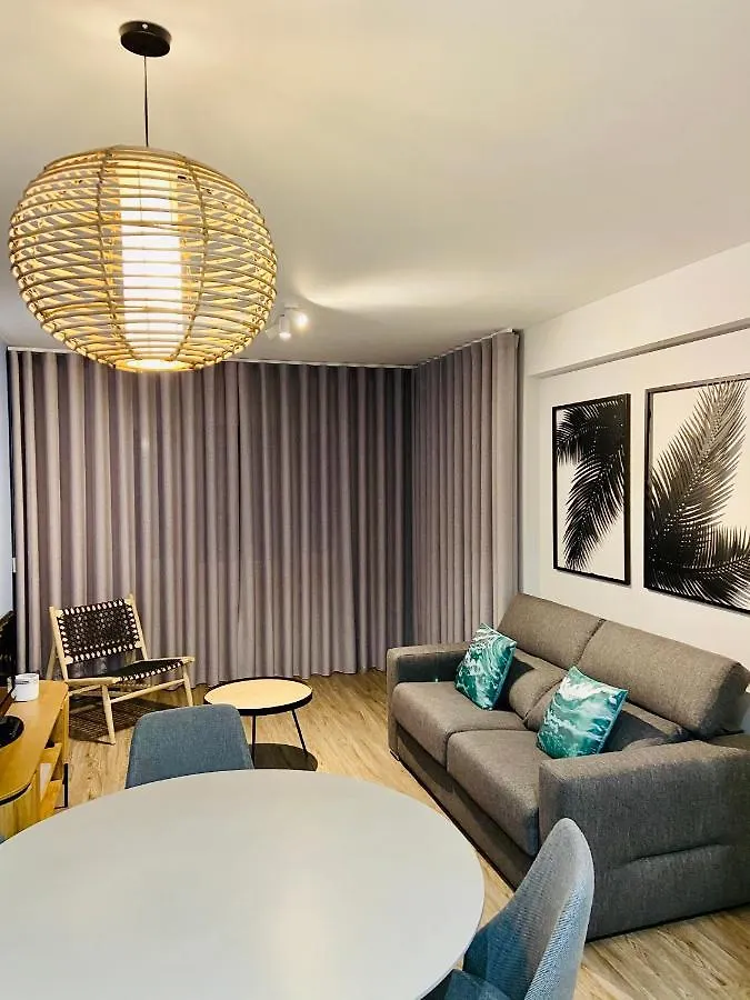 Ocean Cliffs Apartments Sao Martinho
